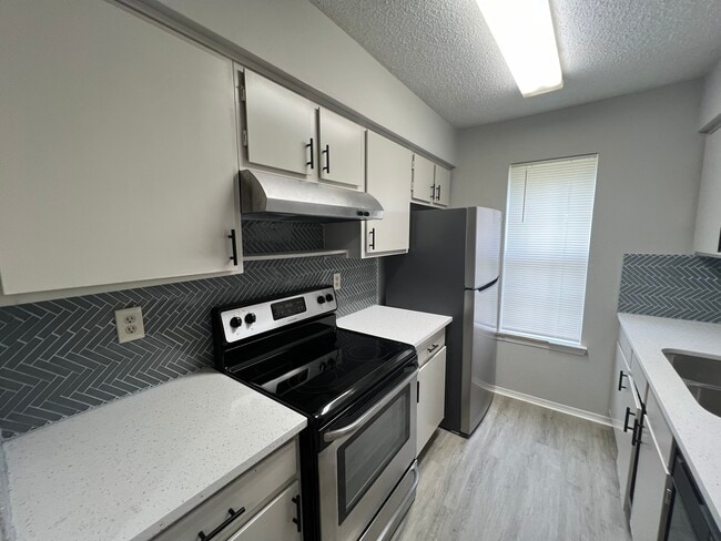 Foto del edificio - 1936 Bernice St