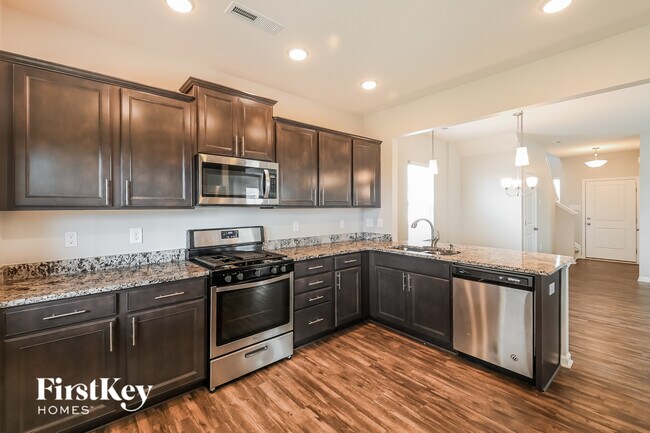 Foto del edificio - 2114 Attend Xing