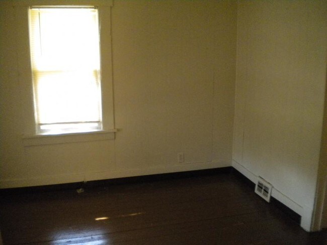 Foto del edificio - 1208 Liberty Park Blvd