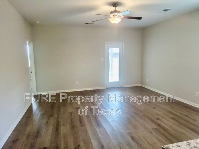 Foto del edificio - 268 Mount Vernon Way