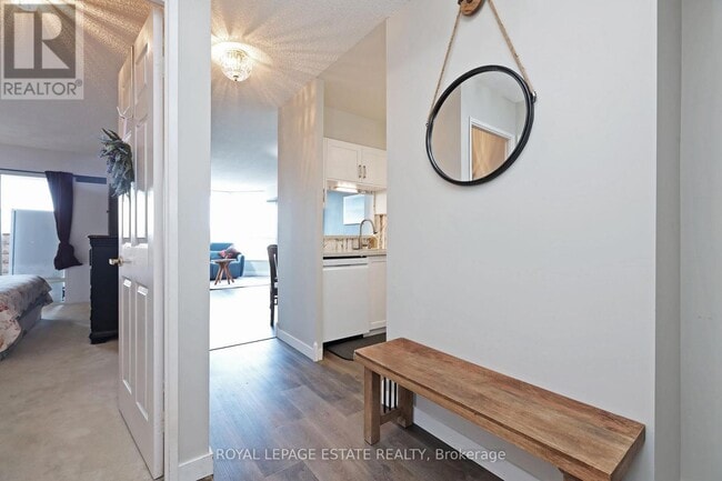 Building Photo - 3231 Eglinton Ave E