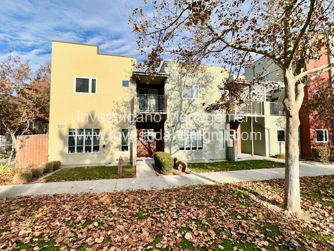 Foto del edificio - Must see beautiful condo in Downtown Boise!