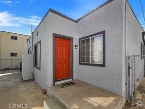 Building Photo - 301 E Alameda Ave
