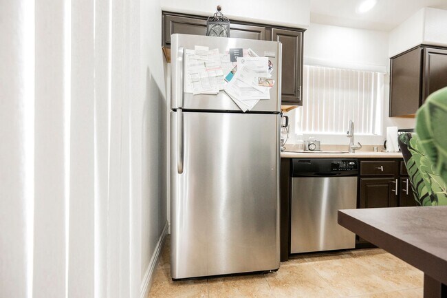 Foto del edificio - Beautiful 3 Bedroom Home In the Southwest