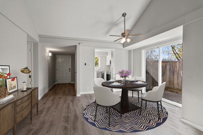 Foto del edificio - 421 Old Orchard Ct