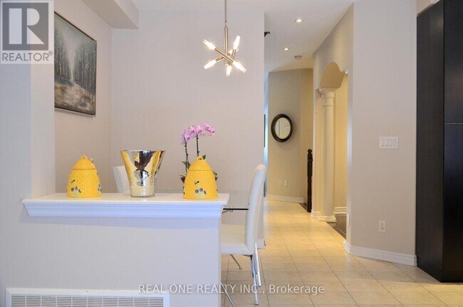 Photo du bâtiment - 2412 Presquile Dr