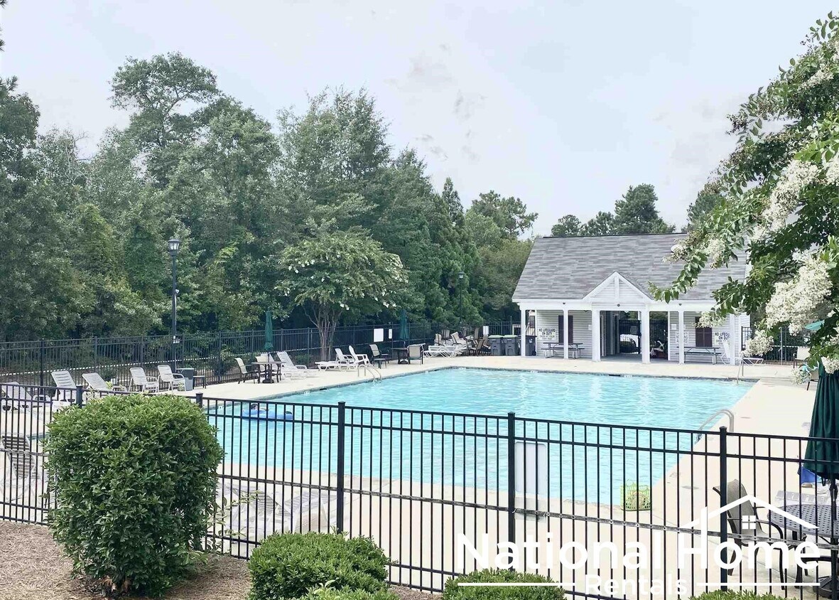 Foto del edificio - 234 Timbermill Dr