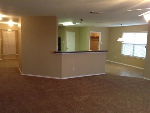 Building Photo - 2024 Allyson Dr