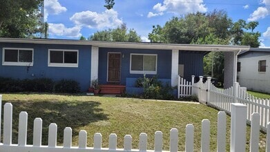 Building Photo - 1220 Elinore Dr