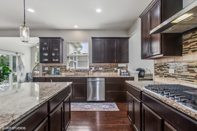 Foto del edificio - 14117 Meadow Ln