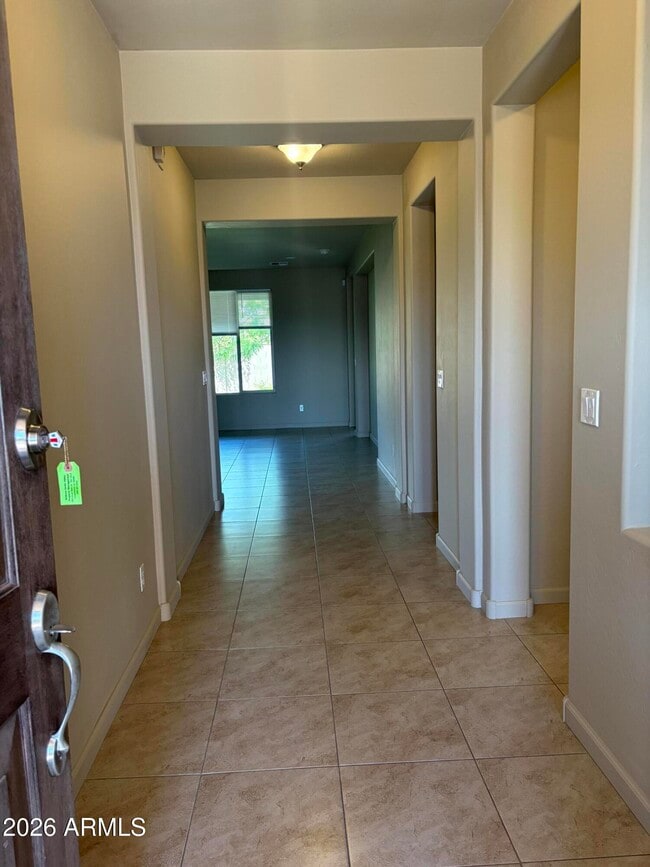 Foto del edificio - 462 Tin Horn Ln