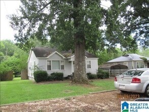 Building Photo - 610 Ledford St
