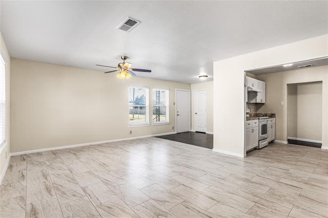 Foto del edificio - 2913 Gumwood Park Dr