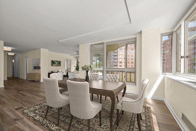 Foto del edificio - 4101 Cathedral Ave NW