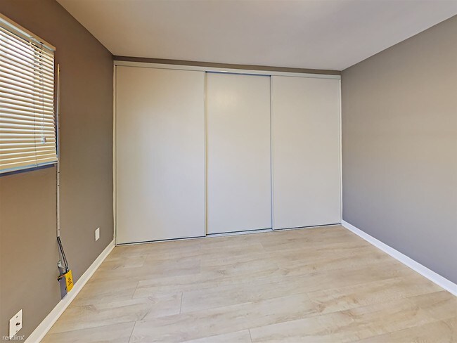 Building Photo - 4352 Marlborough Ave