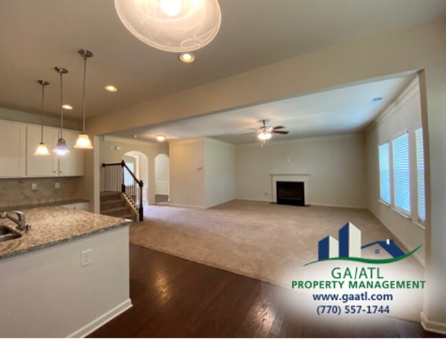 Foto del edificio - 600 Country Ridge Dr
