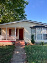 Building Photo - 2600 Batavia St