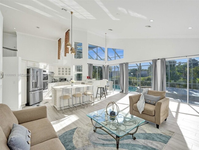 Building Photo - 4310 NW 63rd Ave