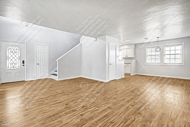 Building Photo - 3 br, 3 bath House - 6802 Prairie Village Dr