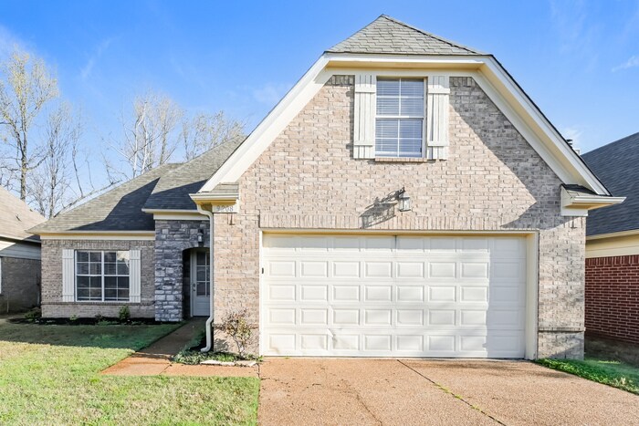 Foto principal - 9208 Acadia Pl