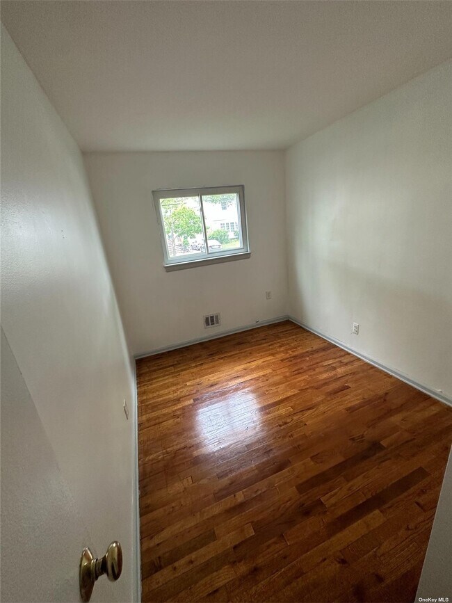 Foto del edificio - 149-28 258th St
