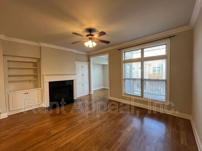 Building Photo - 4863 Carre Way