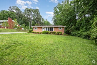 Building Photo - 3900 Sedgegrove Rd