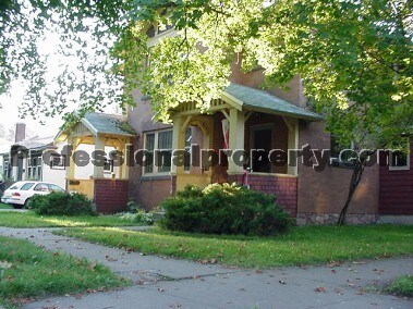Primary Photo - 405 S 6th St E