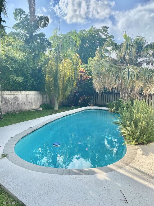 Foto del edificio - 3 br, 2 bath House - 269 NW 101st Ave