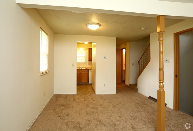 Dining Area - Kingswood Townhouses