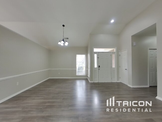 Building Photo - 11901 Harris Pointe Drive Charlotte NC