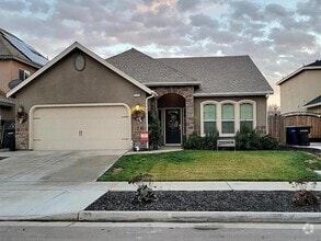 Building Photo - 2043 W Humboldt Dr