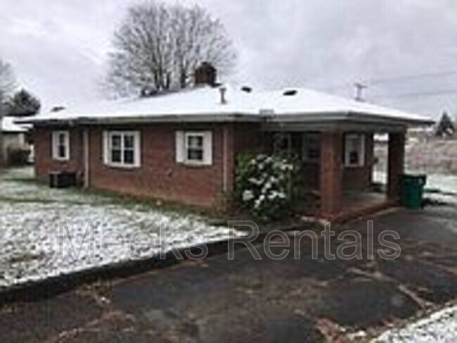 Foto del edificio - 3415 Teays Valley Road