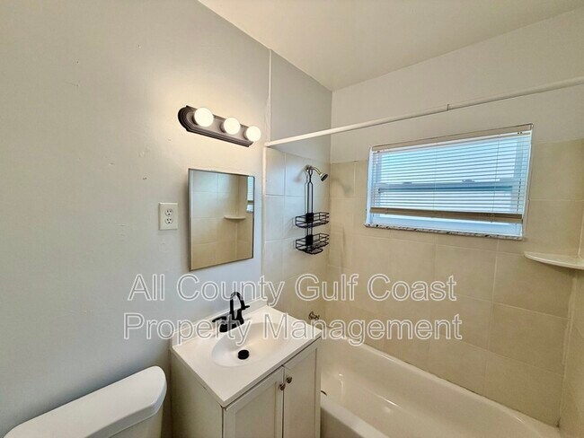 Foto del edificio - 1609 9th Ave W