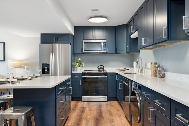 Foto del edificio - 1606 Cottonwood Dr