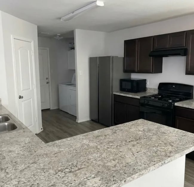 Photo - 5635 Cobark Creek Trl House