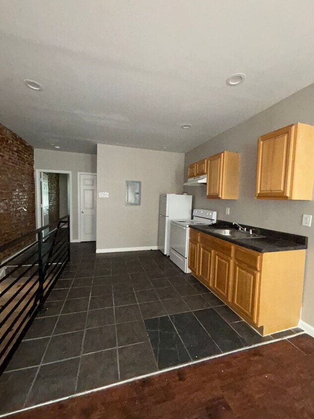 Foto principal - 3416 Braddock St
