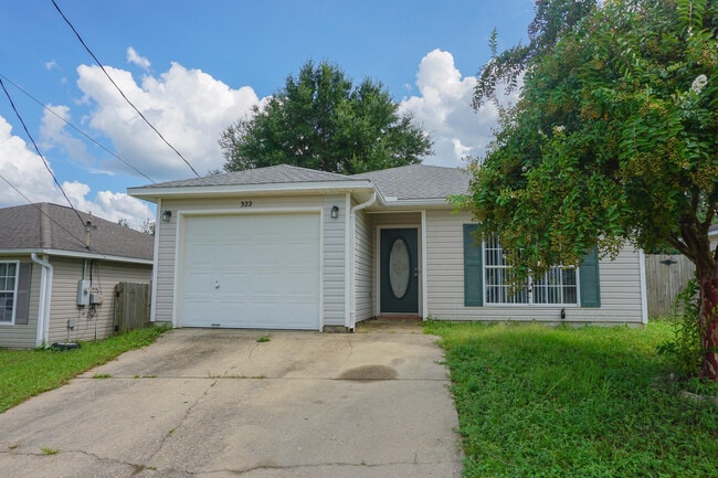 Building Photo - 322 Apple Dr