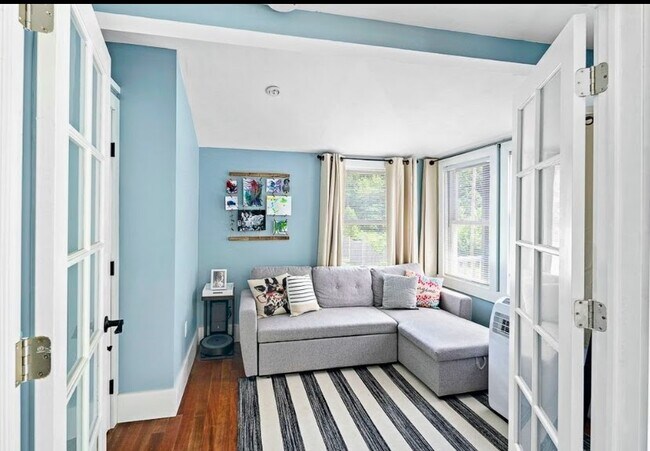 3rd bedroom or office! - 172 Lions Mouth Rd