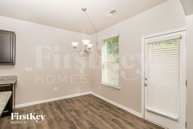 Foto del edificio - 201 Southwind Circle