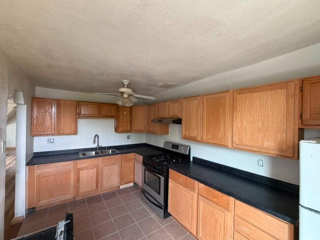 Foto del edificio - 2322-2324-2324 N 6th St
