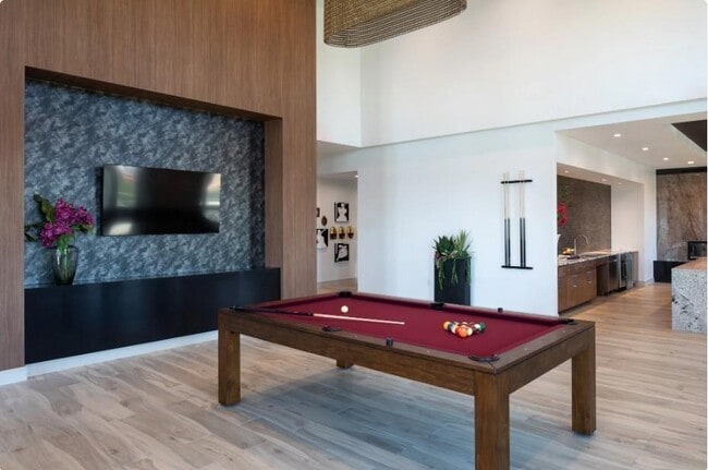 Foto del edificio - 4641 Montrose Blvd