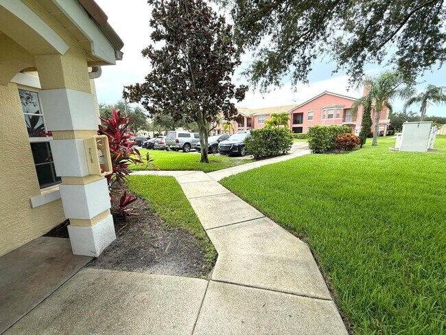 Foto del edificio - 158 SW Peacock Blvd