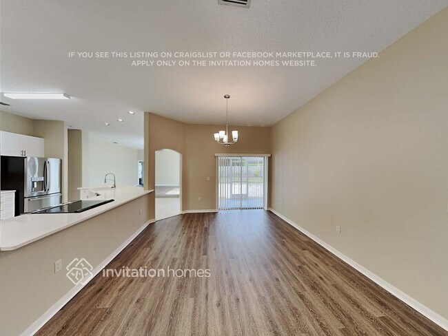 Foto del edificio - 8733 28th St Cir E