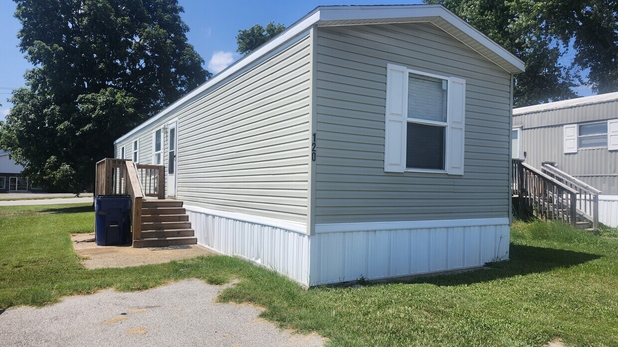 Foto principal - 120 Sir Williams Ct