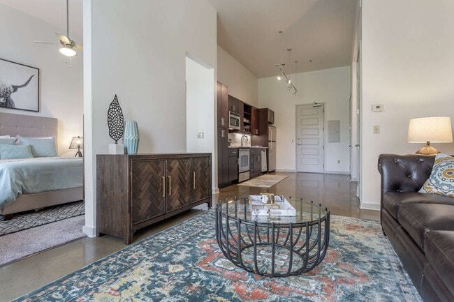 Building Photo - 12 South