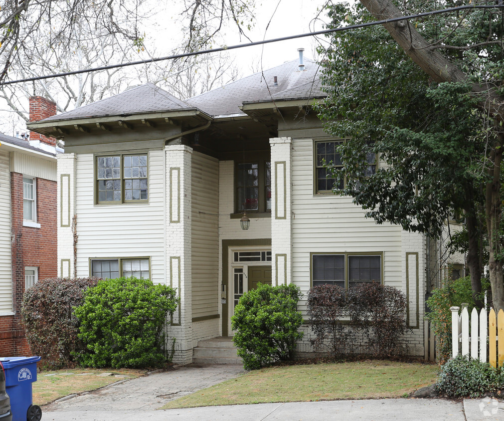 Building Photo - 336 4th St NE