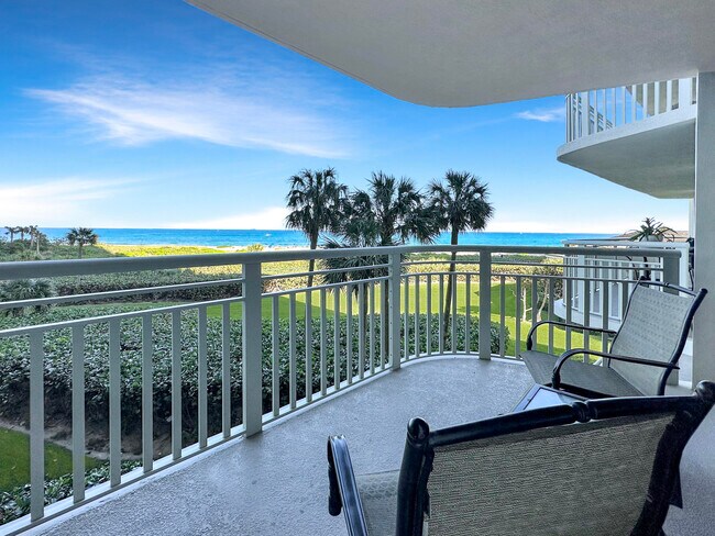 Building Photo - 3000 N Ocean Dr