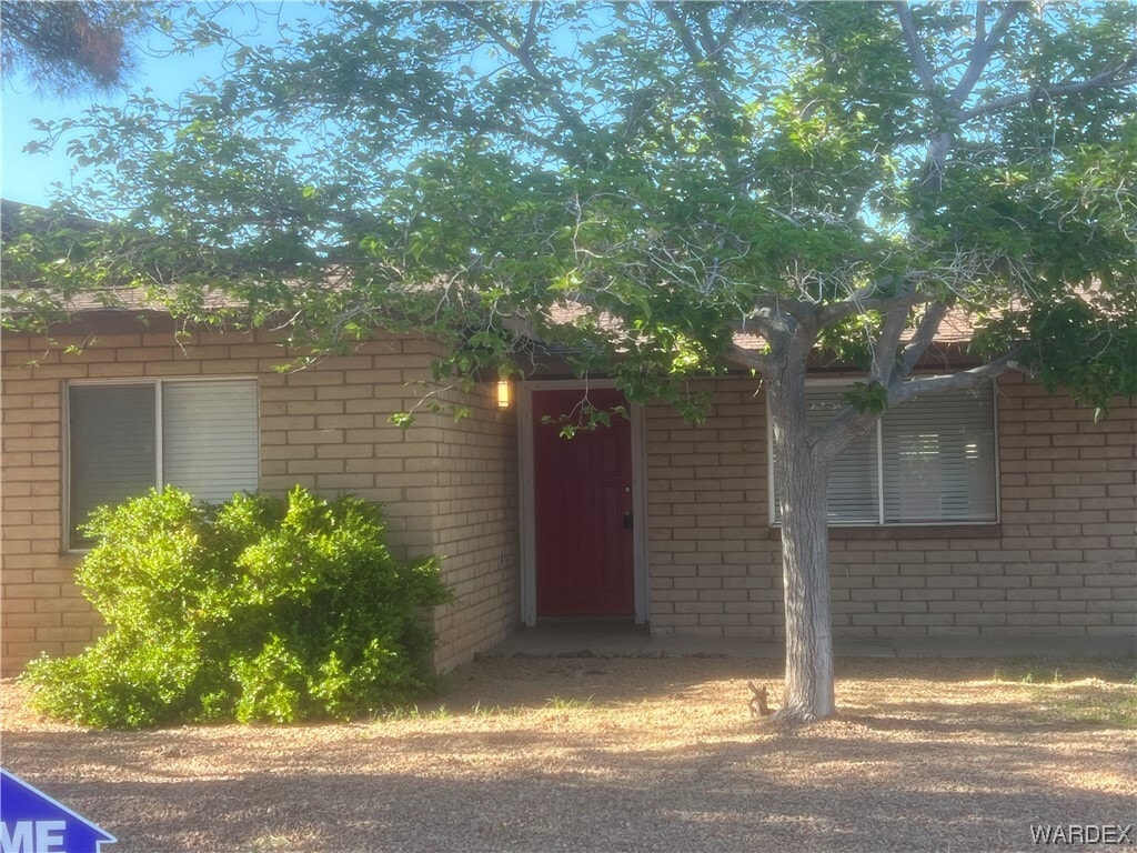 Foto principal - 1055 Hillside Dr
