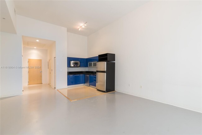Foto del edificio - 253 NE 2nd St